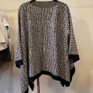 Women’s Lululemon Knit Poncho